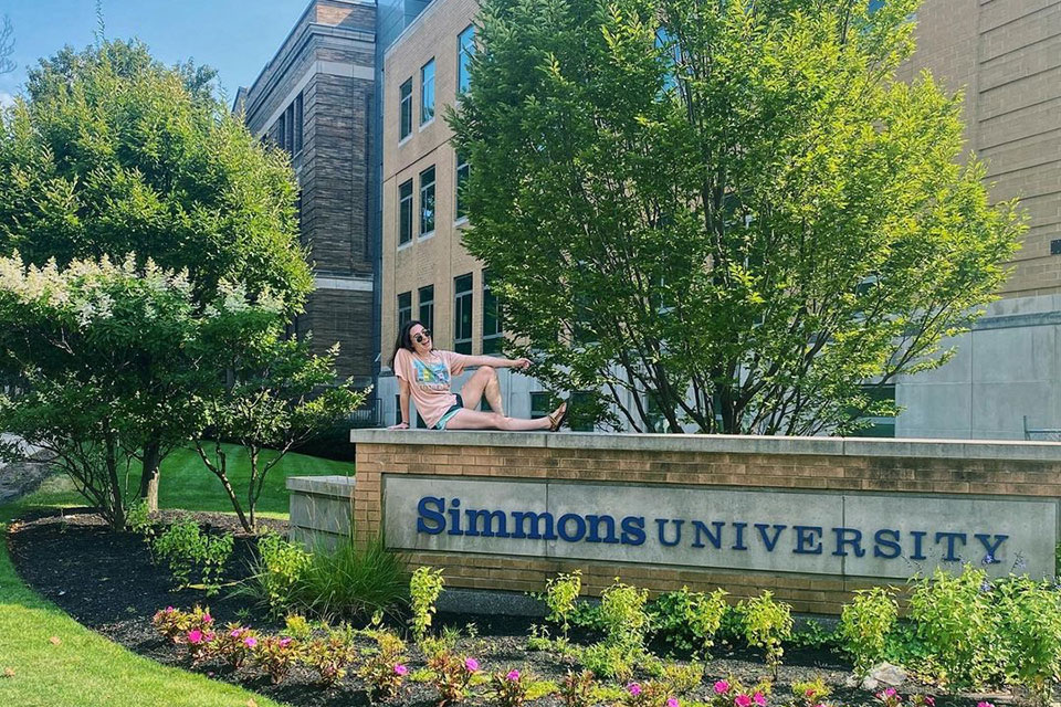 Simmons University Kotzen Scholarships [YEAR]-[NEXTYEAR] | Fully Funded  ​ Favicon